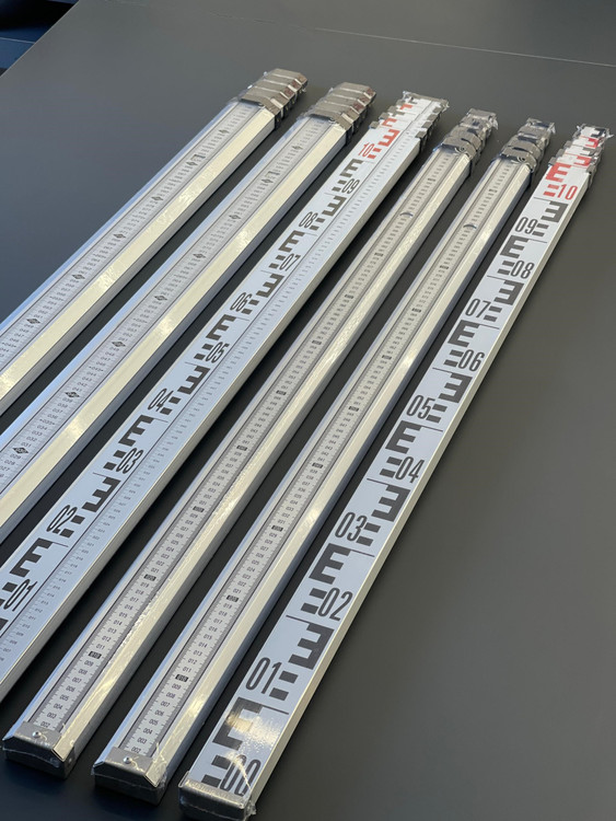 شاخص (میر) نقشه برداری 5 متری عرض 7 سانت- درجه کیفیت عالی